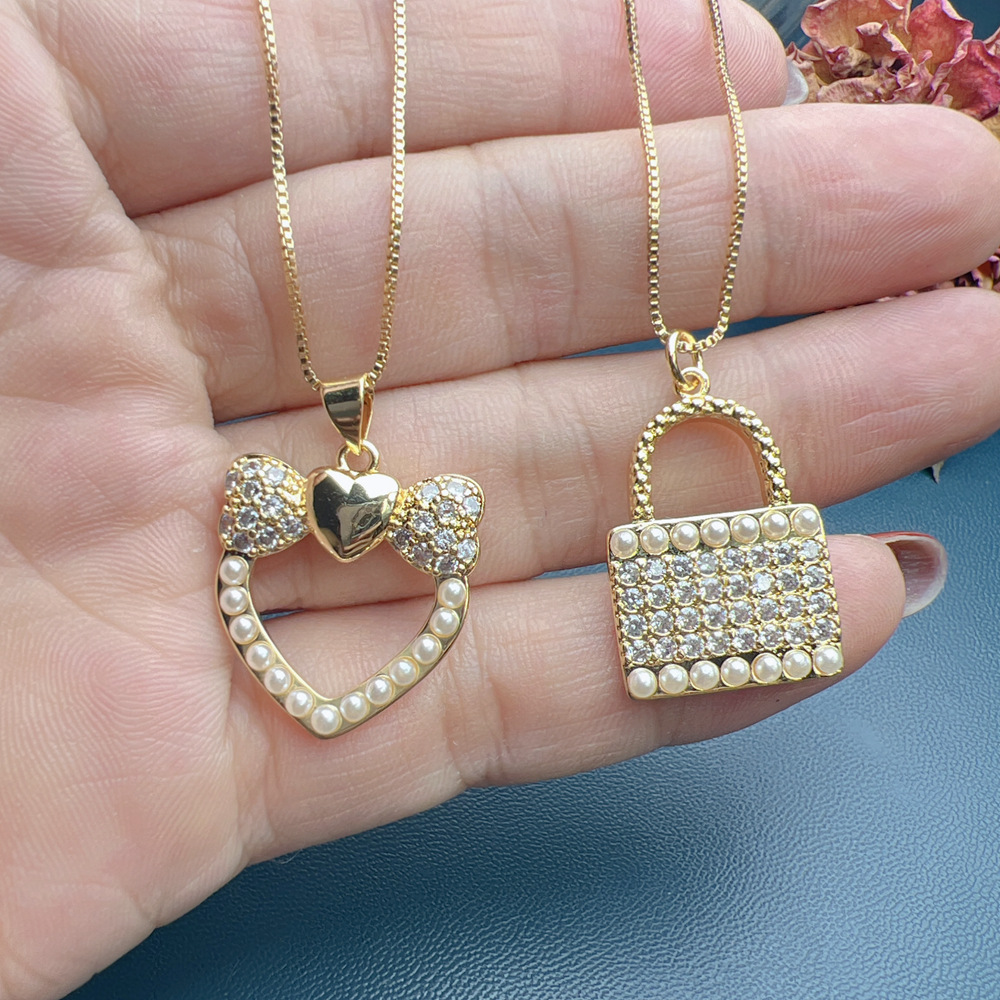 18g Weight Simple Style Geometric Heart Shape Lock Copper Artificial Pearls Zircon Pendant Necklace In Bulk
