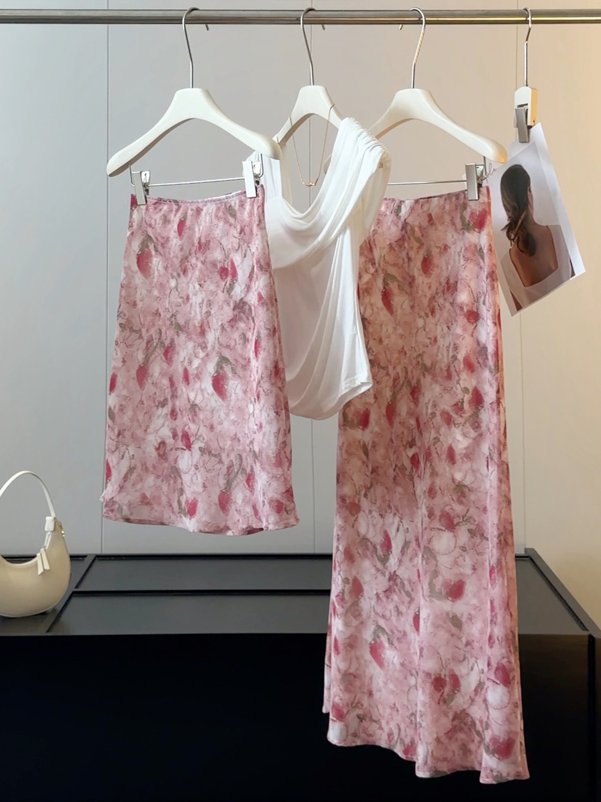 French Iris Floral Print Midi Skirt For Women, High-Waisted Flowy A-Line Chiffon Skirt With Mermaid Hem For Summer_ecoleips.com
