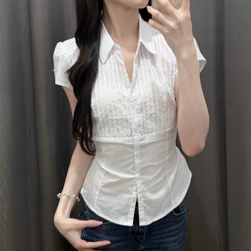 New Retro V-Neck Shirt with Short Puff Sleeves, Tie-Waist Design, Stylish and Elegant Turn-Down Collar Top
