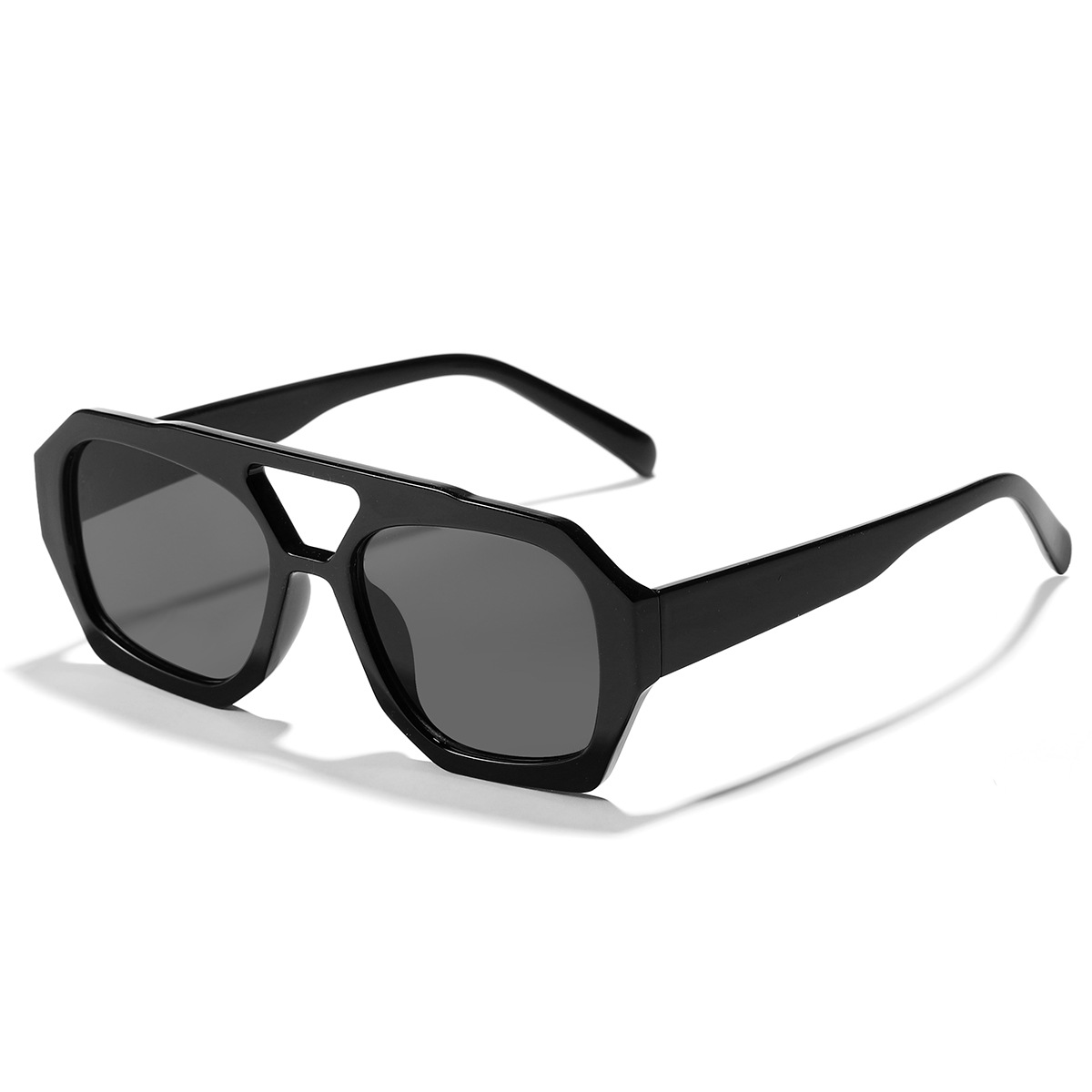 Nuevas gafas de sol de estilo europeo y americano de Raine, gafas de sol de moda con doble puente y montura grande para mujer, gafas de sol de protección solar transfronterizas.