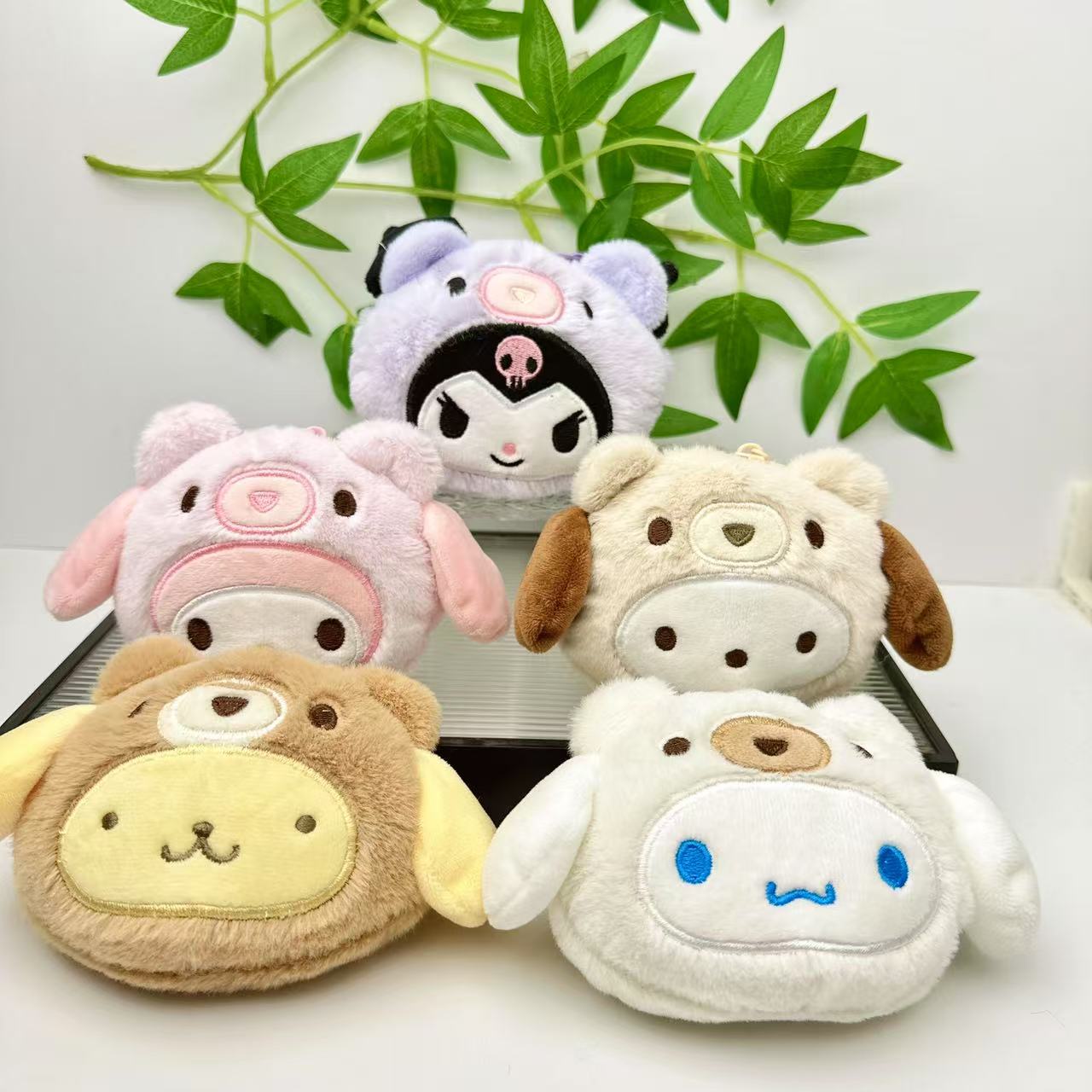 小红书同款三丽鸥零钱包变装毛绒公仔钱包可爱收纳包玩偶挂饰批发