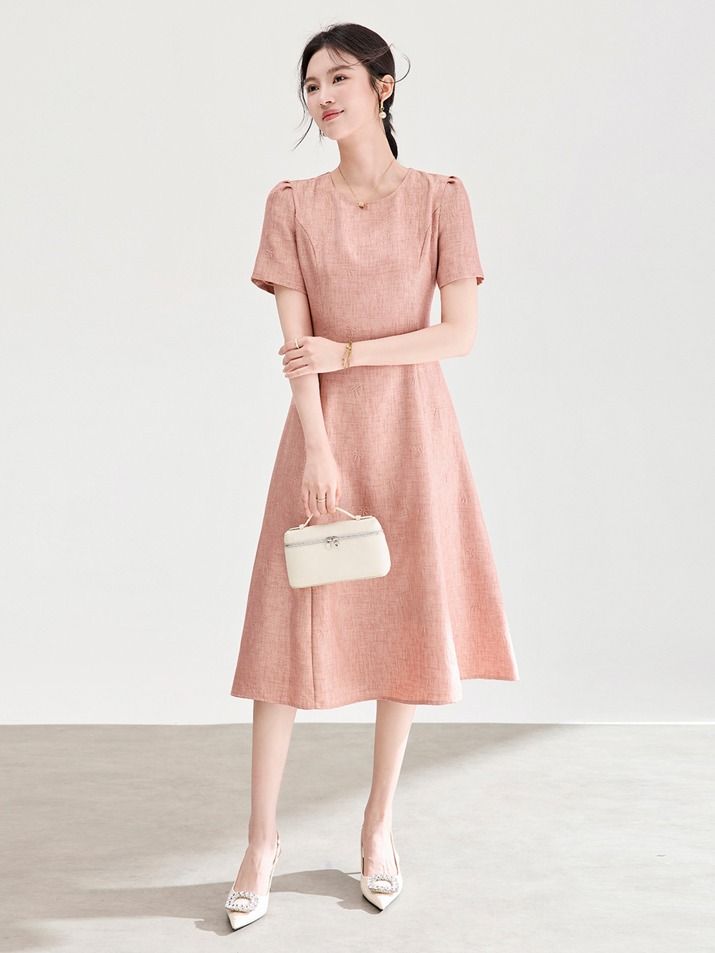 Đầm chữ A nữ cao eo họa tiết jacquard nơ — màu hồng