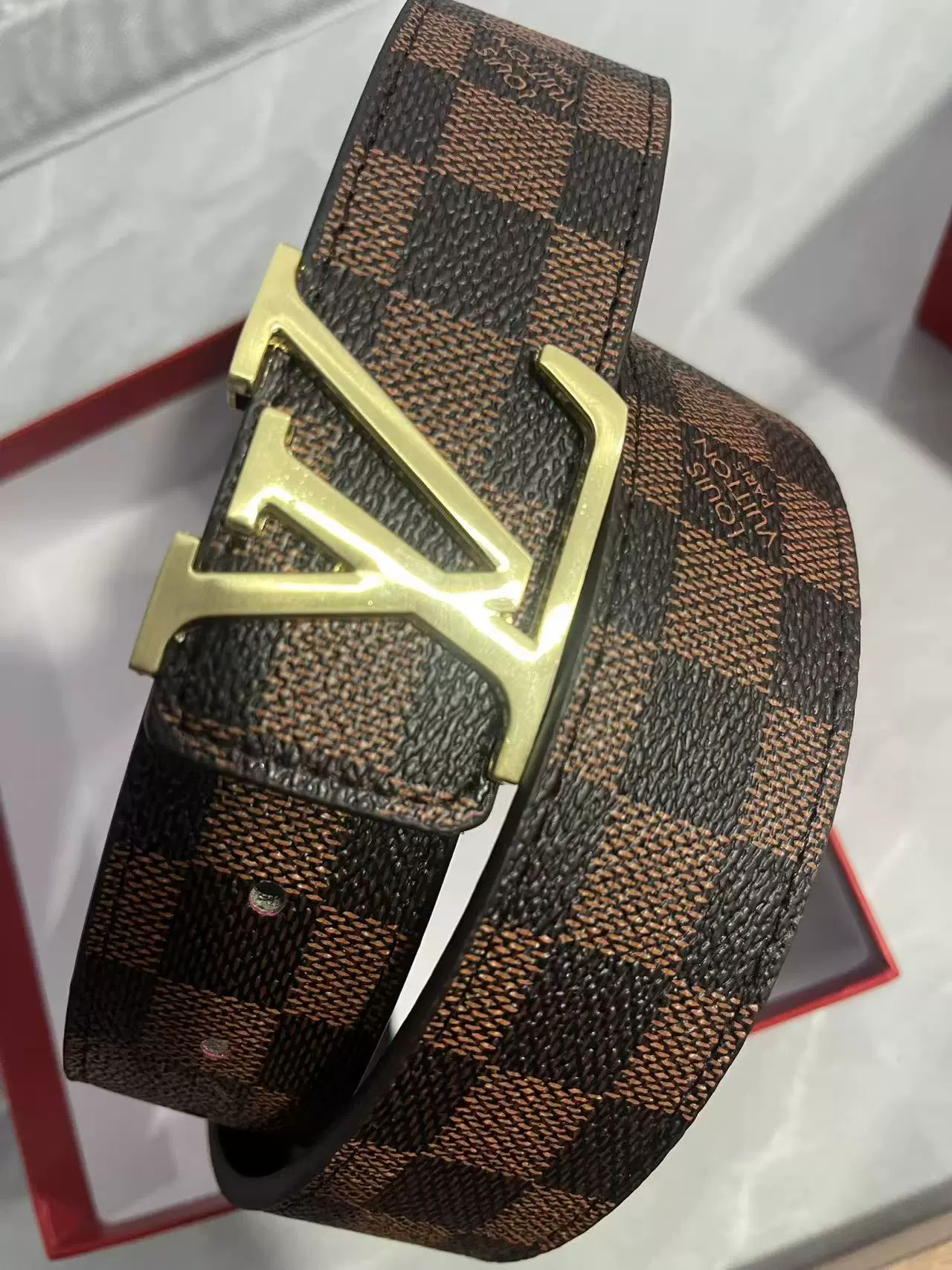 Belt with letters, high-quality style
