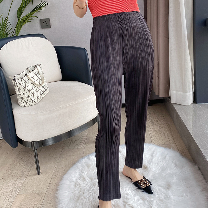 Plaid Pleated Slim Straight Pants High-Waisted Slimming Tall Stylish Harem Pants Pleated Cigarette Pants Women Plaid Pleated Slim Straight Pants High-Waisted Slimming Tall Stylish Harem Pants Pleated Cigarette Pants Women