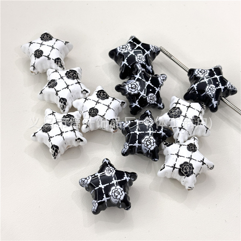 スルーホール小さな香り椿黒と白の五芒星ビーズアクセサリー携帯電話キーバッグチェーン diy 手作り材料|undefined
