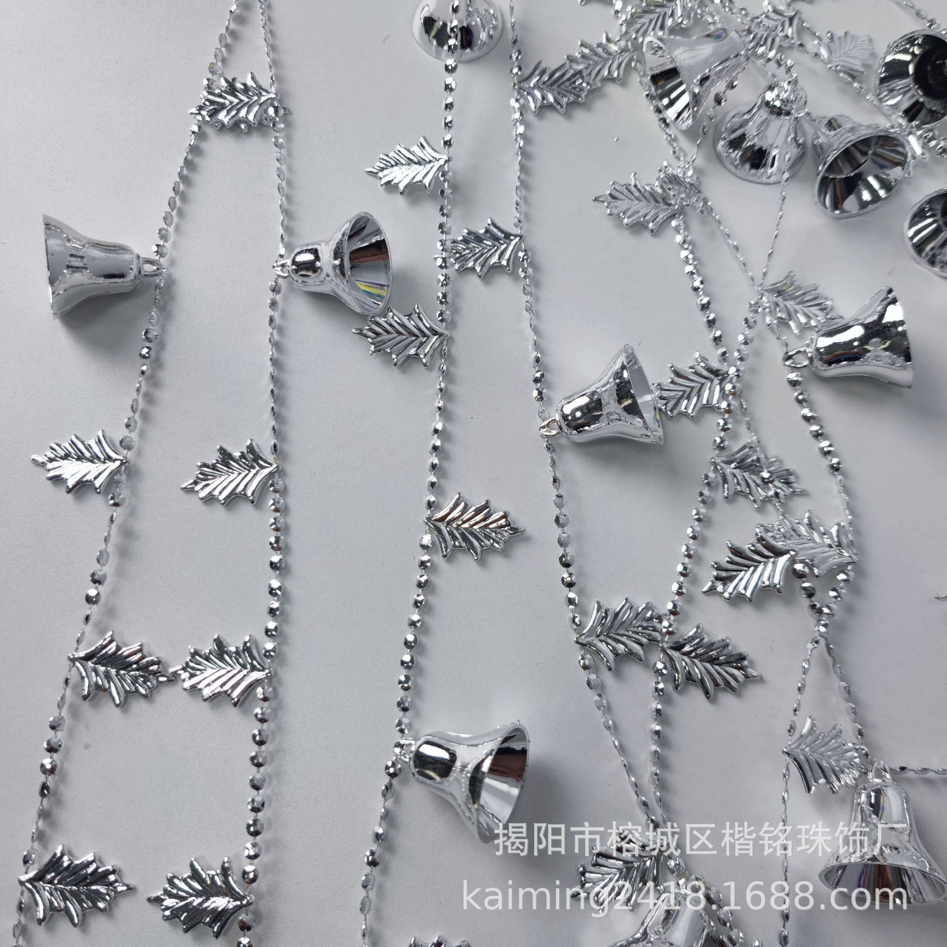 �羳����ʥ���ڳ�������װ������ ʥ����װ�ιҼ� ʥ����������