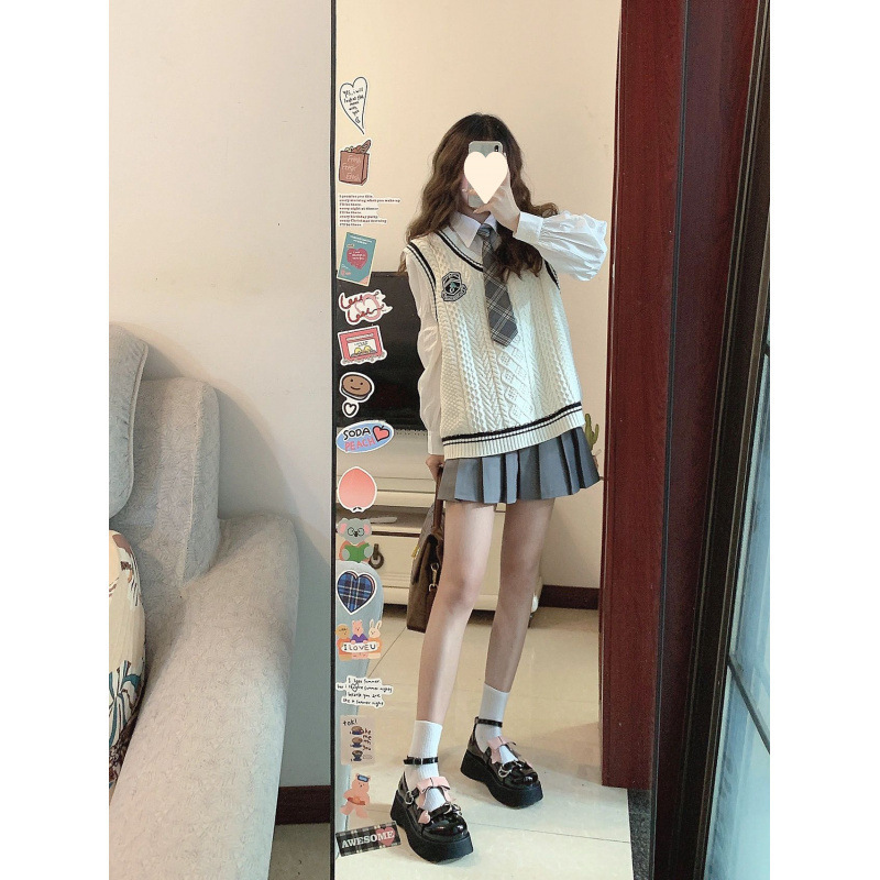 学院风套装女秋2025新款外搭叠穿V领针织马甲毛衣衬衫两件套显瘦|undefined