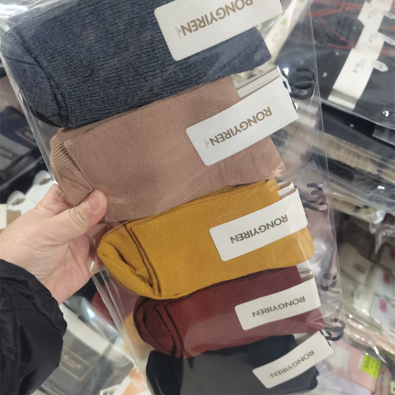 Демисезонные модные носки, combed cotton, средняя длина