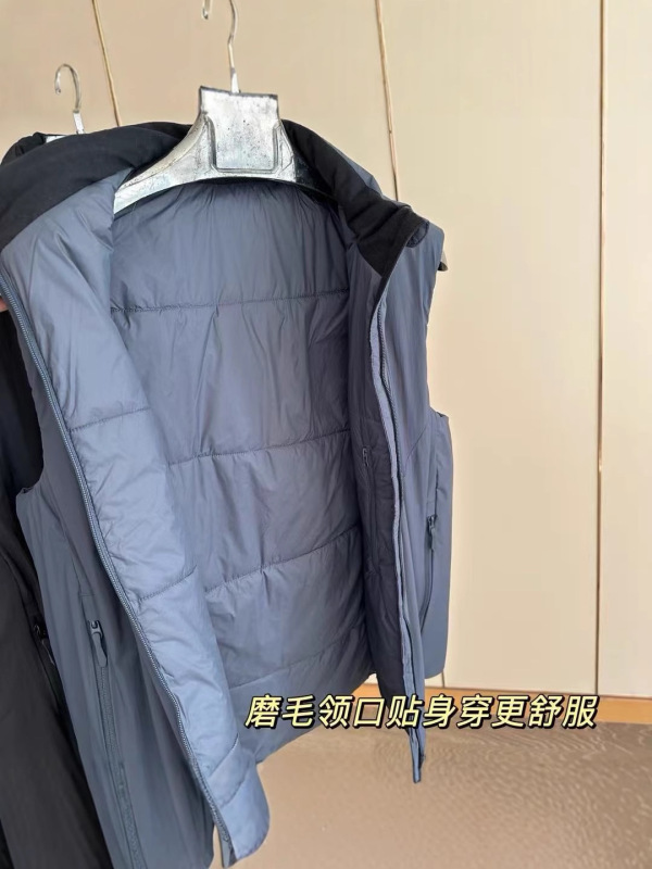 男士25年冬季科技经典两色户外立领防风保暖全拉链锦纶马甲092612|undefined