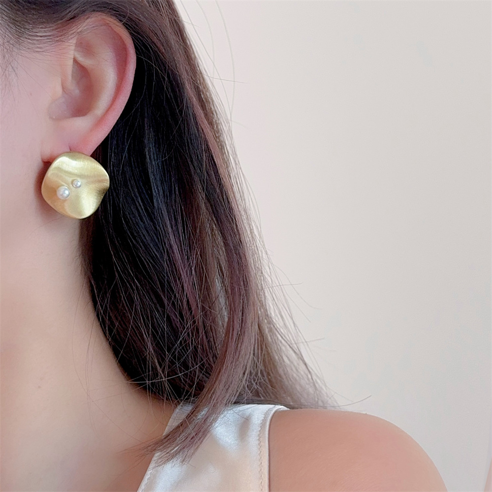 0.03µm-0.05µm Gold Plating Thickness 1 Pair IG Style Simple Style Geometric Plating Inlay Copper Pearl Ear Studs