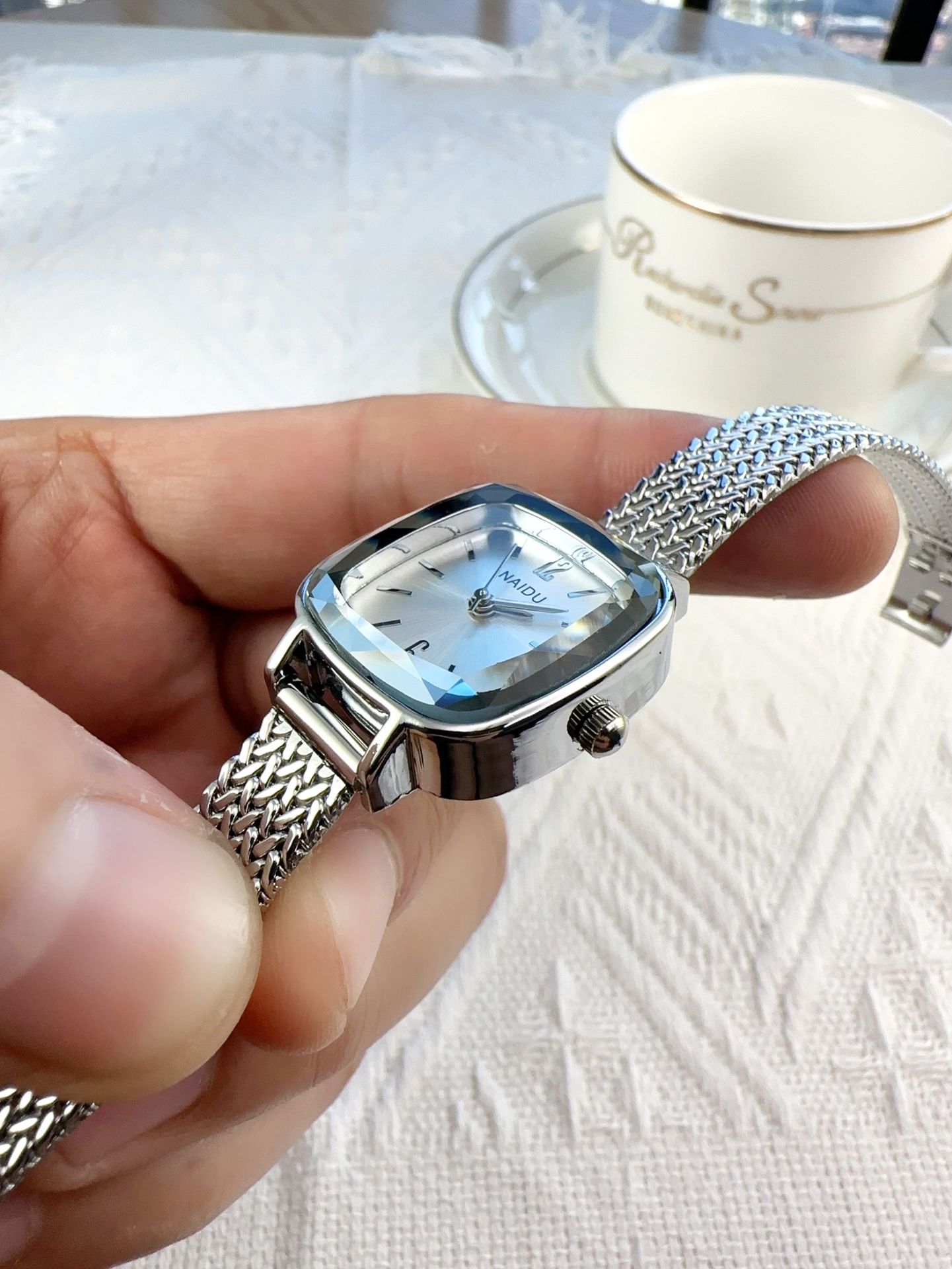 35g Weight Ordinary Glass Mirror Material Imitation Leather Strap Material Watch Classification Pointer Display Type Folding Buckle Buckle Style Square Dial Shape Casual, Daily Occasion Quartz Movement Solid Color Pattern Women's Gender Classic Style Style Classic Style Solid Color Folding Buckle Quartz Watch Women's Watches 5