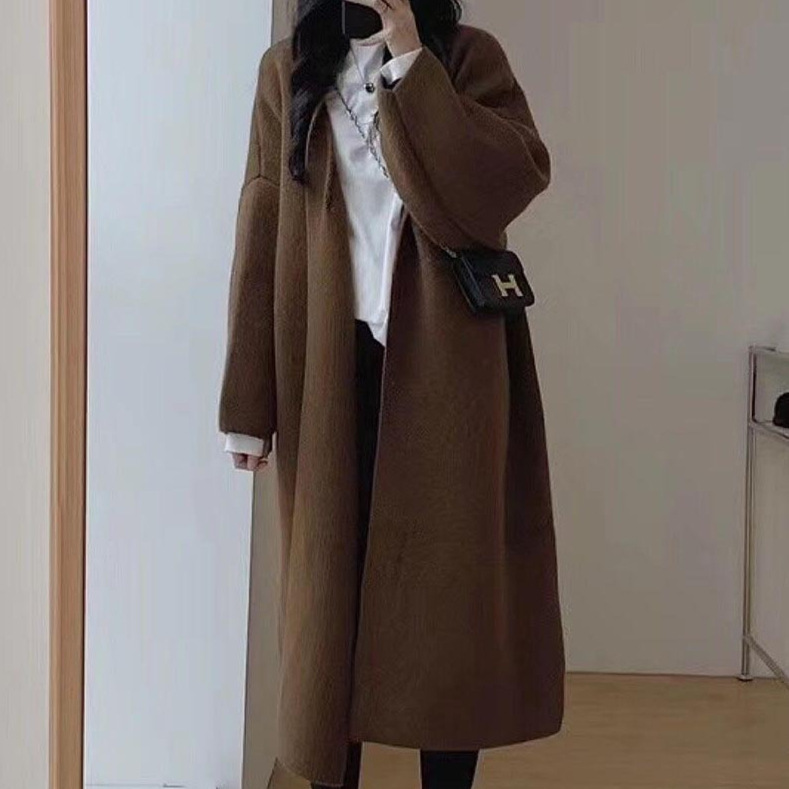 Plus Size Women's Autumn Knitted Slightly Fat-Covering Long-Sleeved Cardigan Loose Slimming Look Sweater Long Lazy Style Jacket Plus Size Women's Autumn Knitted Slightly Fat-Covering Long-Sleeved Cardigan Loose Slimming Look Sweater Long Lazy Style Jacket