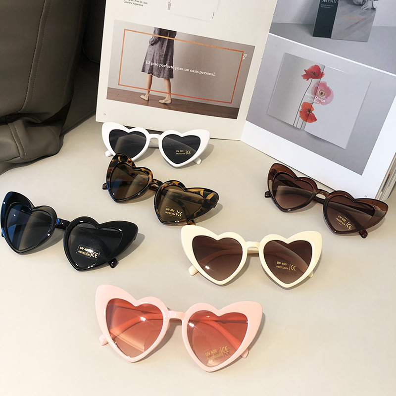 الجملة ريترو على شكل قلب الإطار الأطفال النظارات الشمسية Nihaojewelry display picture 7