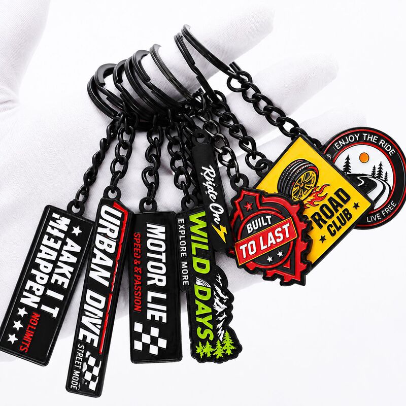 Custom metal keychains, zinc alloy keychains with baked enamel finish, creative pendants for cars and motorcycles, custom designs available upon request Custom metal keychains, zinc alloy keychains with baked enamel finish, creative pendants for cars and motorcycles, custom designs available upon request