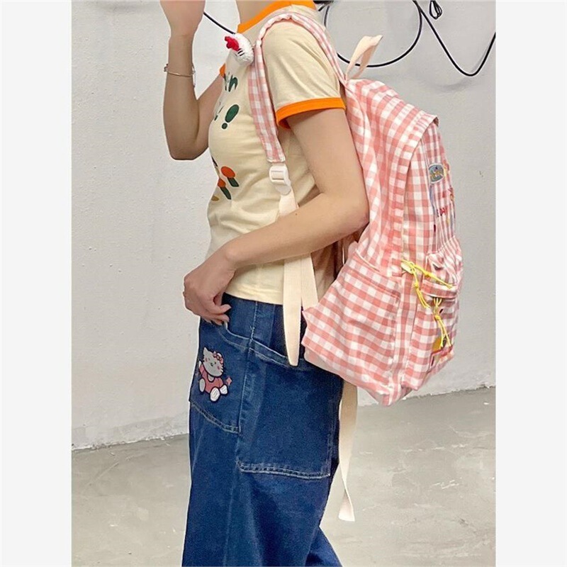 太陽を植えましょう。オリジナルのKittyピンクの格子のリュックサックが可愛いです。|undefined
