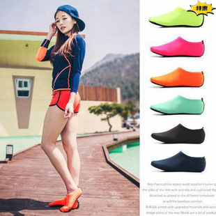 Wholesale Universal Floating Diving Anti-Slip Socks Socks for Diving Beach Socks Equipment Snorkeling Swimming Socks for Swimming