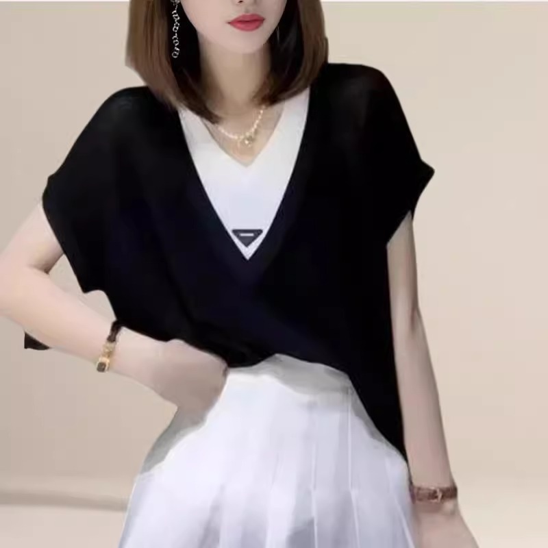 Áo thun nữ tay ngắn cổ chữ V giả hai mảnh dáng rộng che bụng — Màu đen chi tiết 4