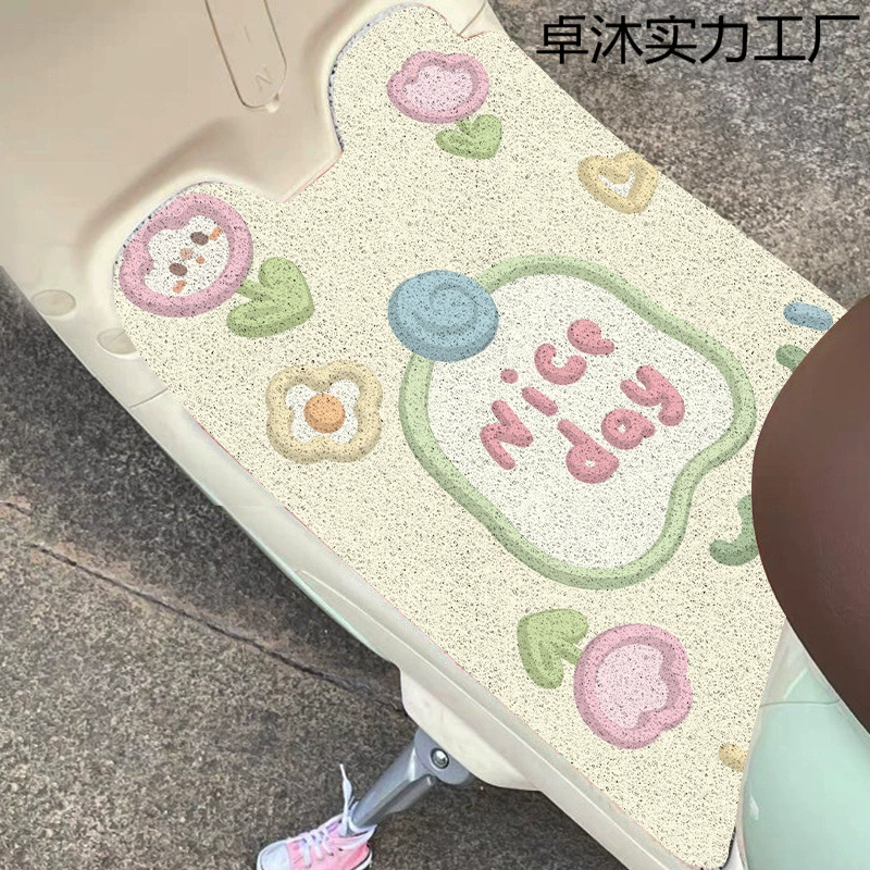 Креативный утолщенный универсальный коврик для педалей электромобиля с мультяшным рисунком, проволочное кольцо, саморежущийся, непромокаемый и грязеотталкивающий противоскользящий коврик для ног