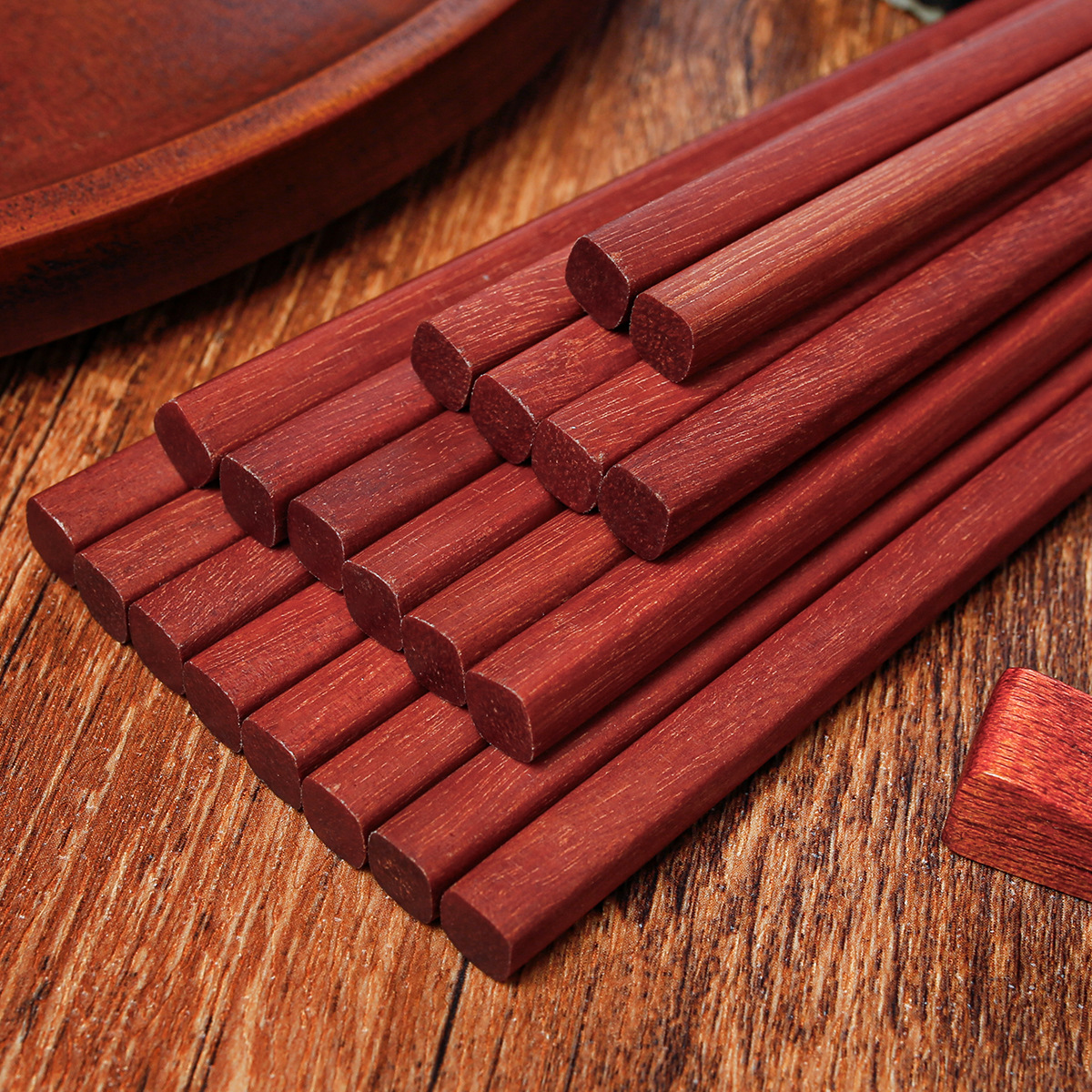 Palillos de madera maciza para el hogar 25cm sándalo rojo sin pintura sin cera antideslizante 10 pares de palillos de regalo comercial con letras LOGO