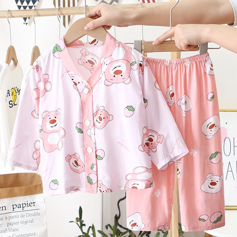 New V-neck Lucky Bear