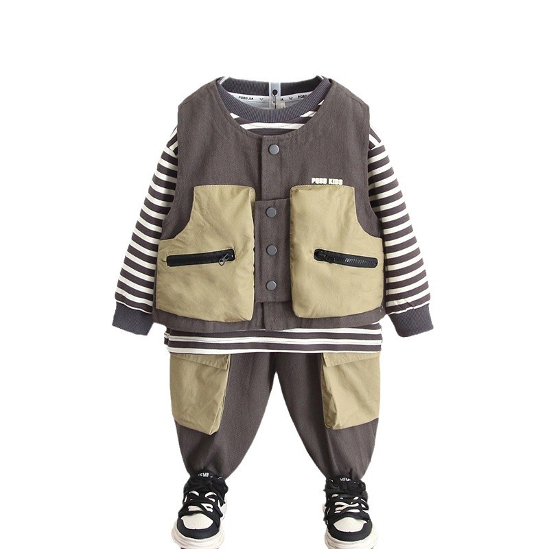 6286 Conjunto de chaleco de herramientas de primavera y otoño para niños 2025 nuevo estilo estilo occidental suéter a rayas para bebés traje de tres piezas para niños