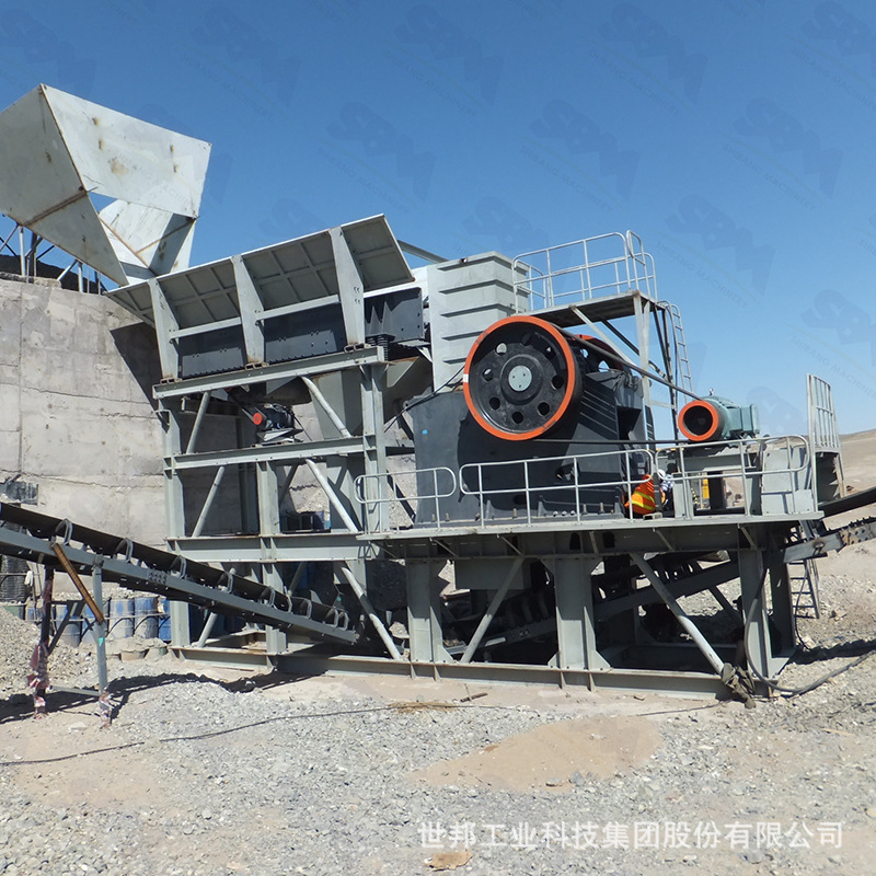 页岩破碎机和煤矸石破碎机 鳄破机厂家 每小时100吨破碎机价格