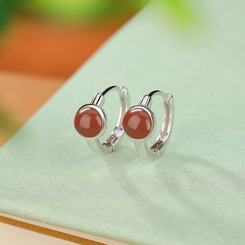 Màu bạc mẫu đỏ nam