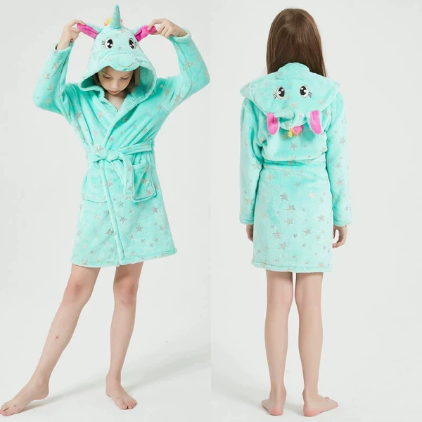 Green pentagram bathrobe