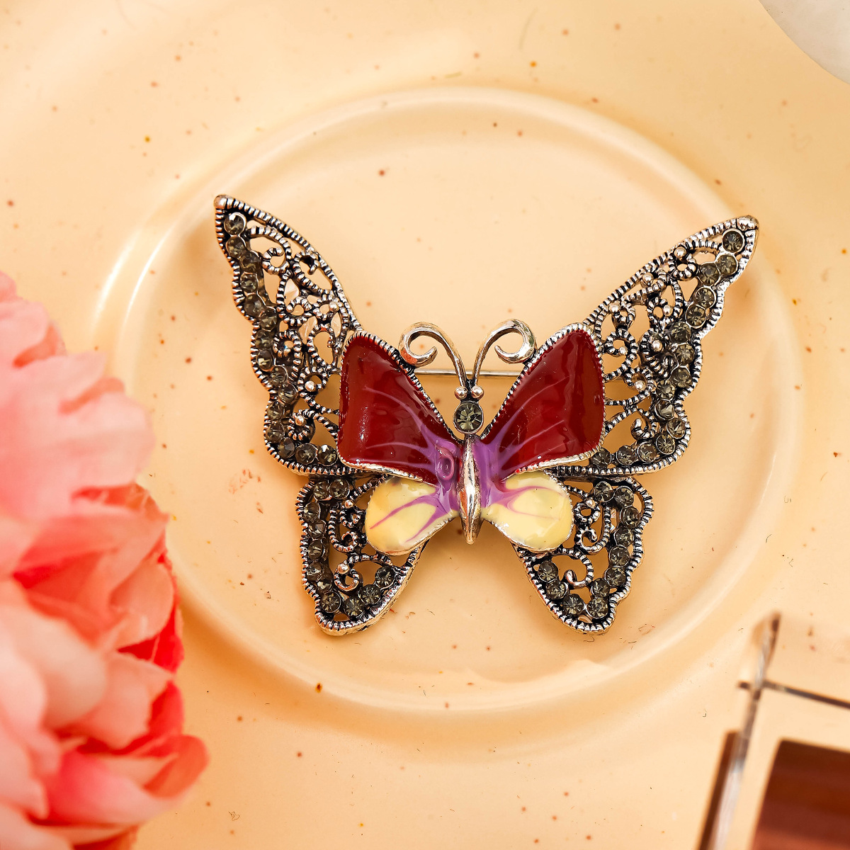 New Creative Enamel Butterfly Brooch Women's High Sense Niche Middle Ancient Light Luxury Drop Glaze Insect Corsage Accessories Pin
