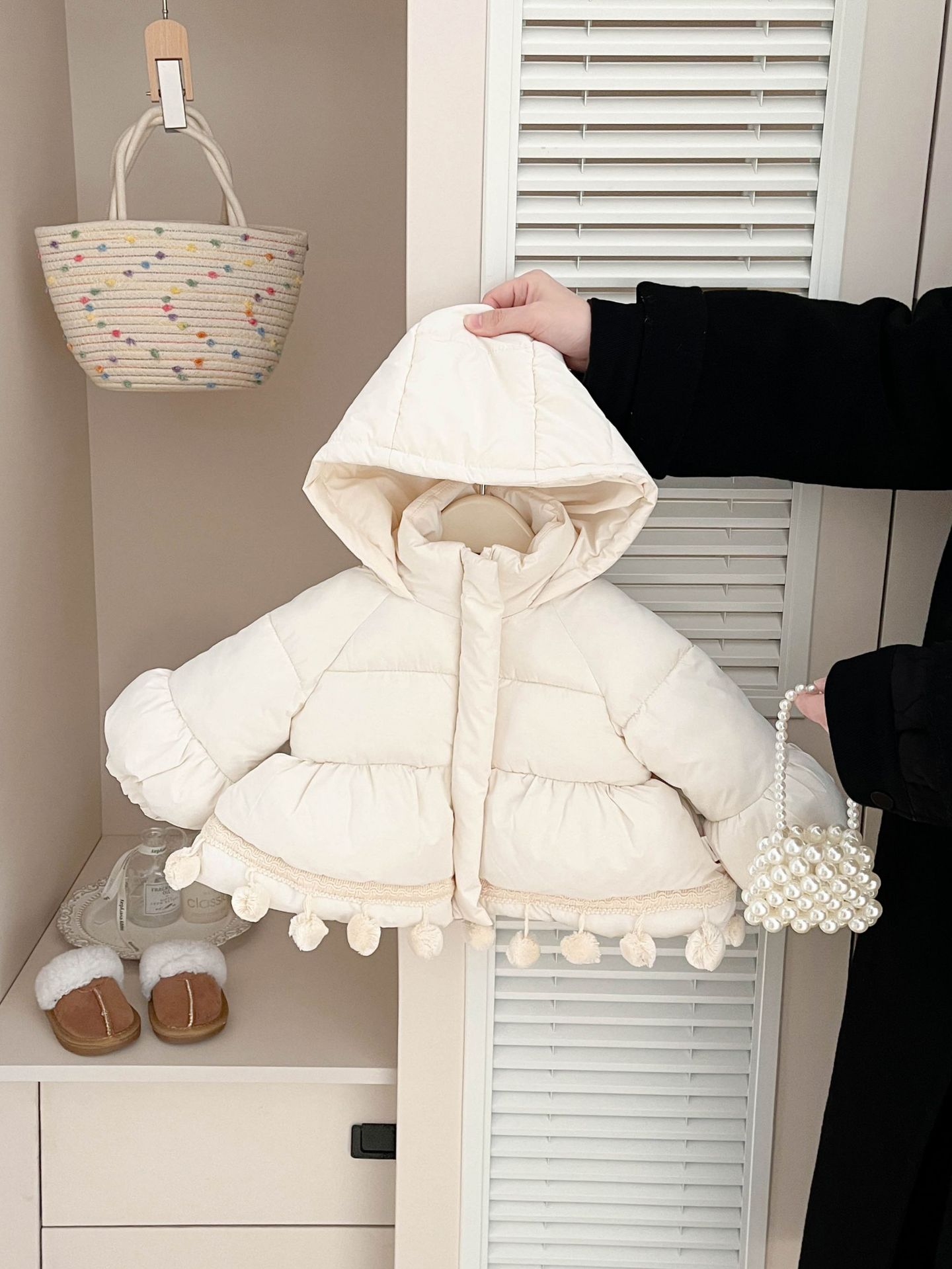 Niñas de otoño y invierno abrigo de algodón plumón nuevo estilo extranjero bebés de algodón intercalado con capuchón grueso ropa de algodón dulce ropa de bebé