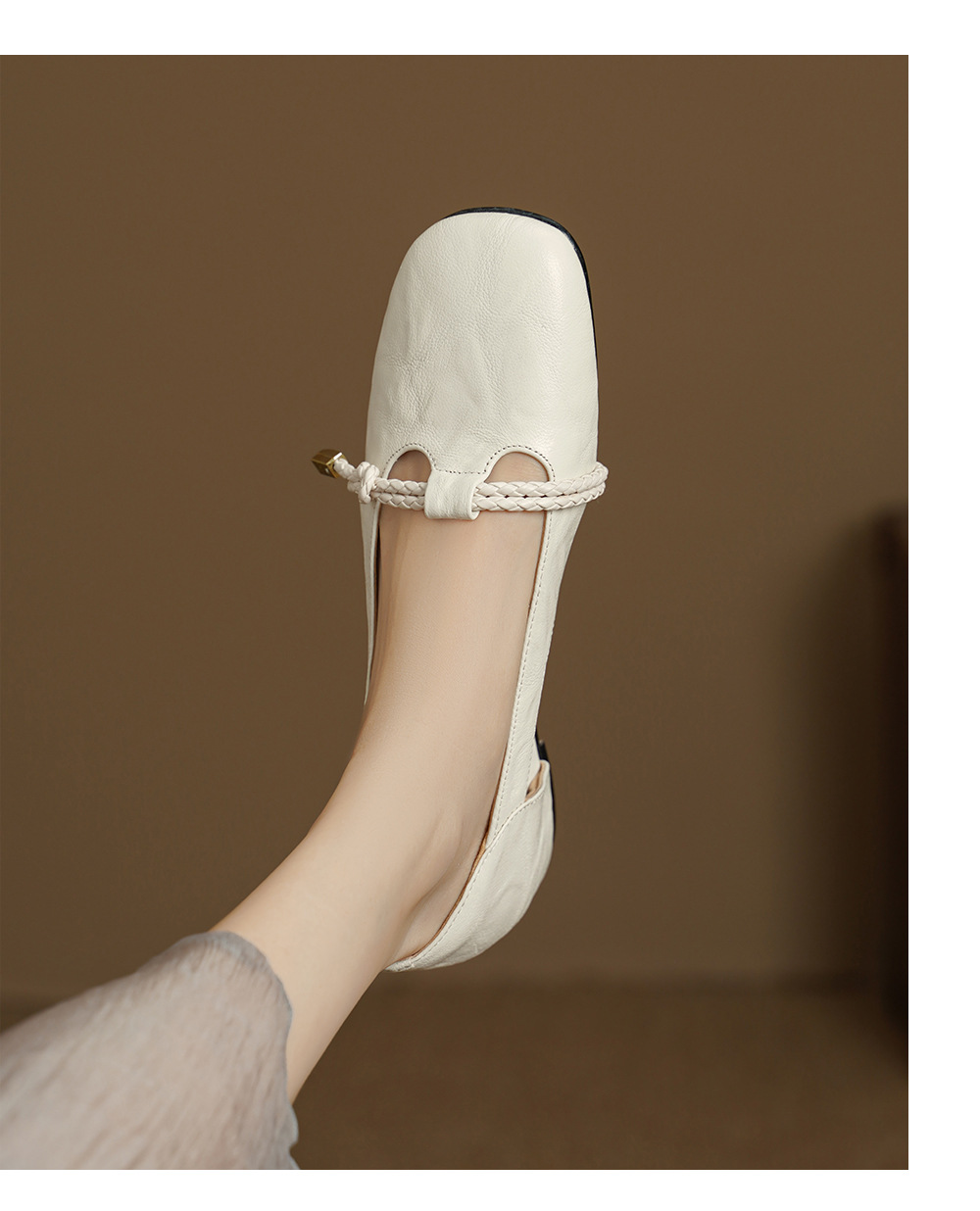 Sandal nữ da cừu mũi kín đế xuồng gót cao 9 cm phong cách Hàn Quốc — màu nâu chi tiết 10