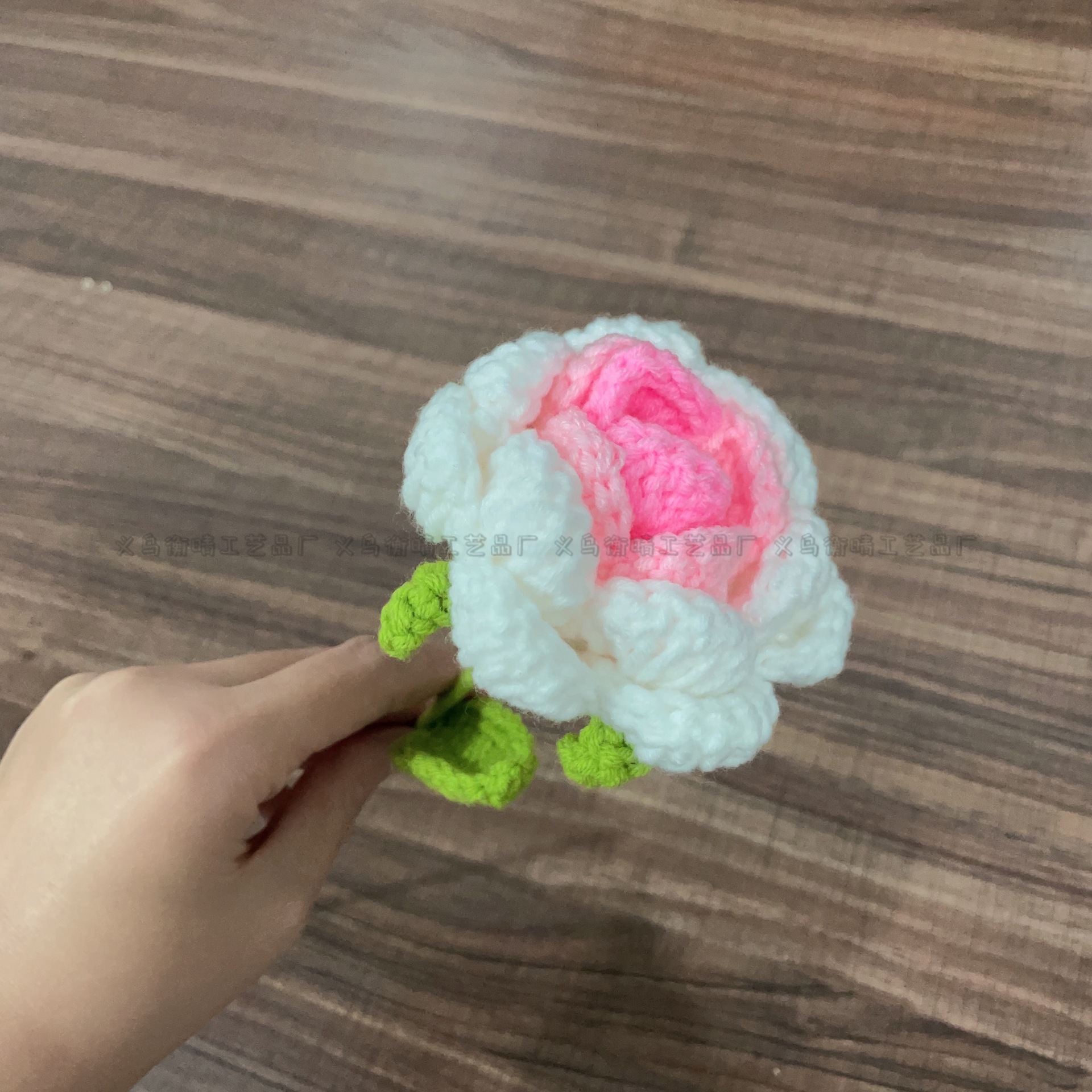 Lily tejido a mano acabado rosa Lily Tulip flor artificial lana ramo regalo