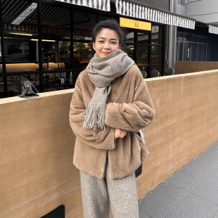 24�¿��M���Ϙ˼�ˮ��Ƥ��Ů���Z�q����������ë���׺��sV�I�̿�