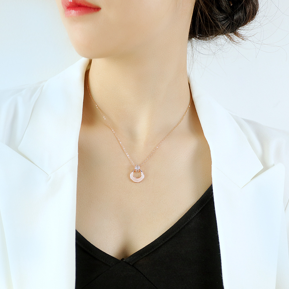 Korea Diamond Small Circle Clavicle Chain Long Pendant Necklace display picture 9