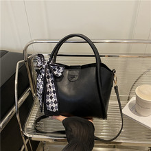 2025夏季新款女包时尚简约水桶包手提包女洋气通勤复古菜篮子包