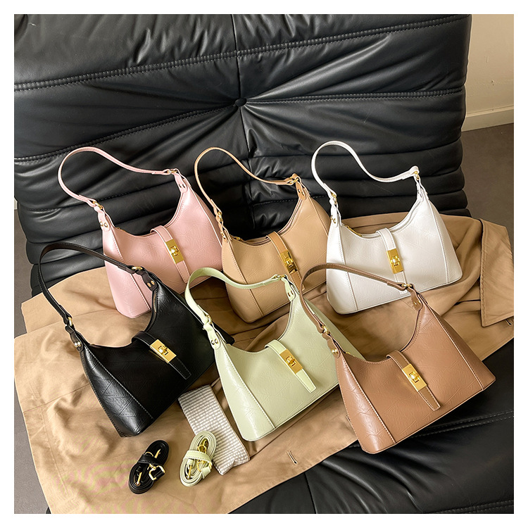 540g Weight Polyester Lining Material Sewing Thread Fashion Element Zipper Closure Type Single Shoulder Strap Strap Type Shoulder Bag Bags Type Daily Occasion Pu Leather Material Solid Color Pattern All Seasons Season Women's Gender Streetwear Style Oval Shape Medium Size Women's Medium Pu Leather Solid Color Streetwear Sewing Thread Oval Zipper Shoulder Bag 13