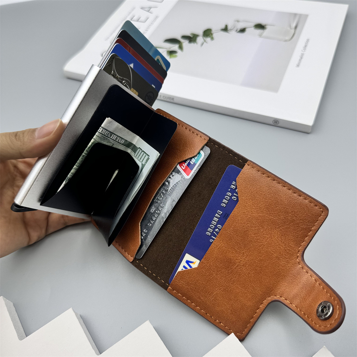 Bolsas de tarjetas de alto valor de carbono soldado de aluminio de alta calidad cartera de hombre antirrobo cepillo anti-damagnetismo en stock