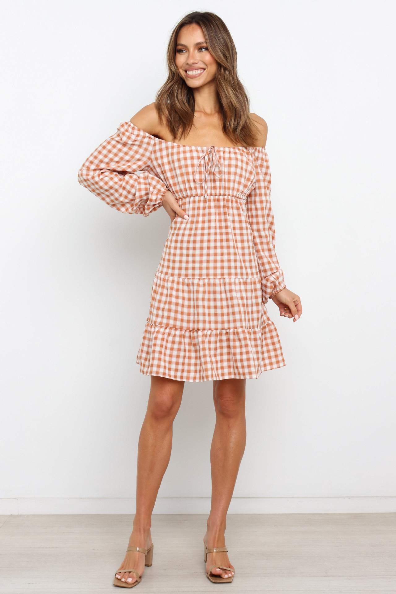 plaid one-shoulder long-sleeved dress Nihaostyles wholesale clothing vendor NSCX72548