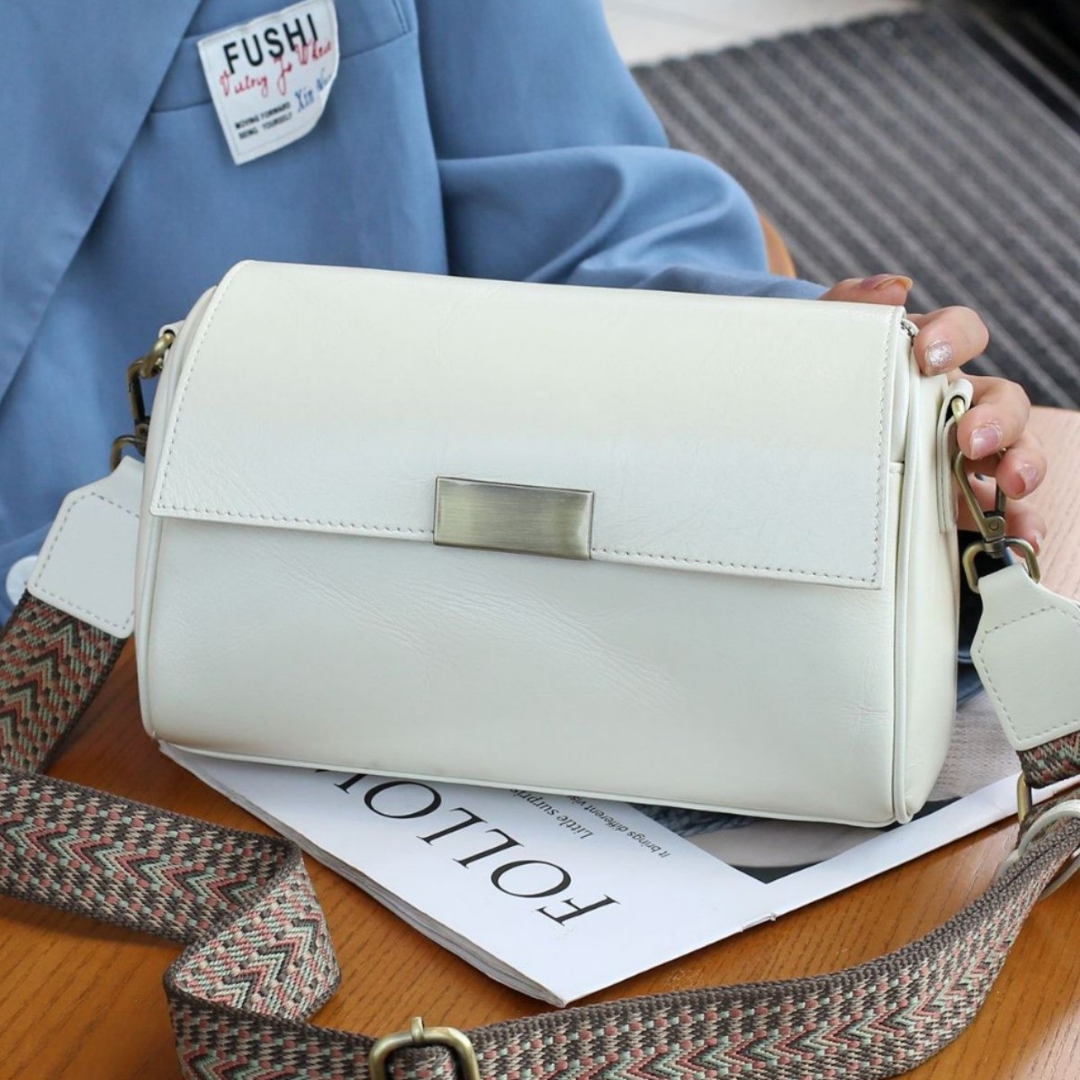 Vegetable Tanned Top Grain Cowhide Women's Shoulder Bag - Fashionable Multi-Compartment Large Capacity Practical Motorcycle Square Bag - Thumbnail 4