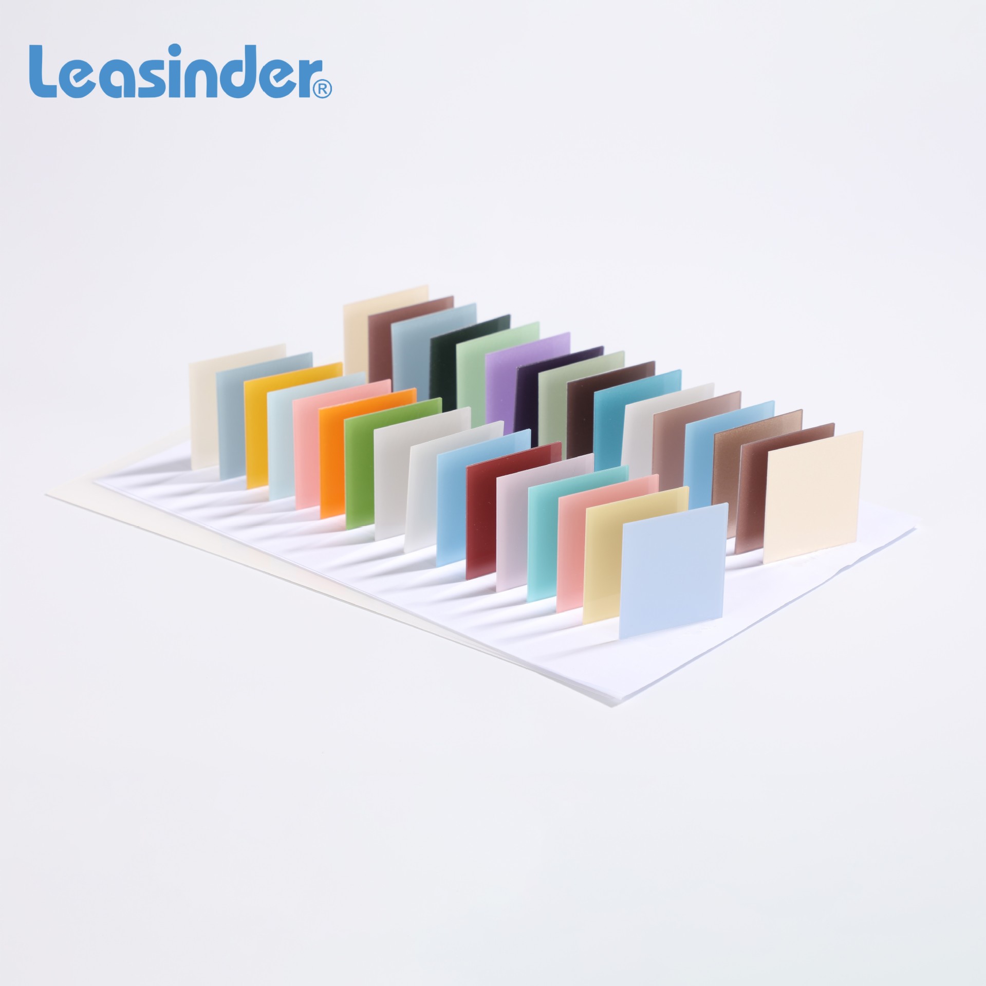 力行得 透光率强 性能稳定 亚克力反光镜 优质供应