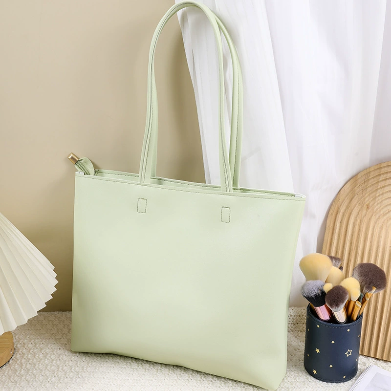 Capacious shoulder bag, purse, one-shoulder bag