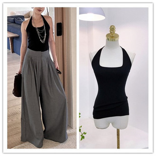 7557�ļ�14���z���ķ��I̩ʽ��������첱¶���ڸ����������Ů