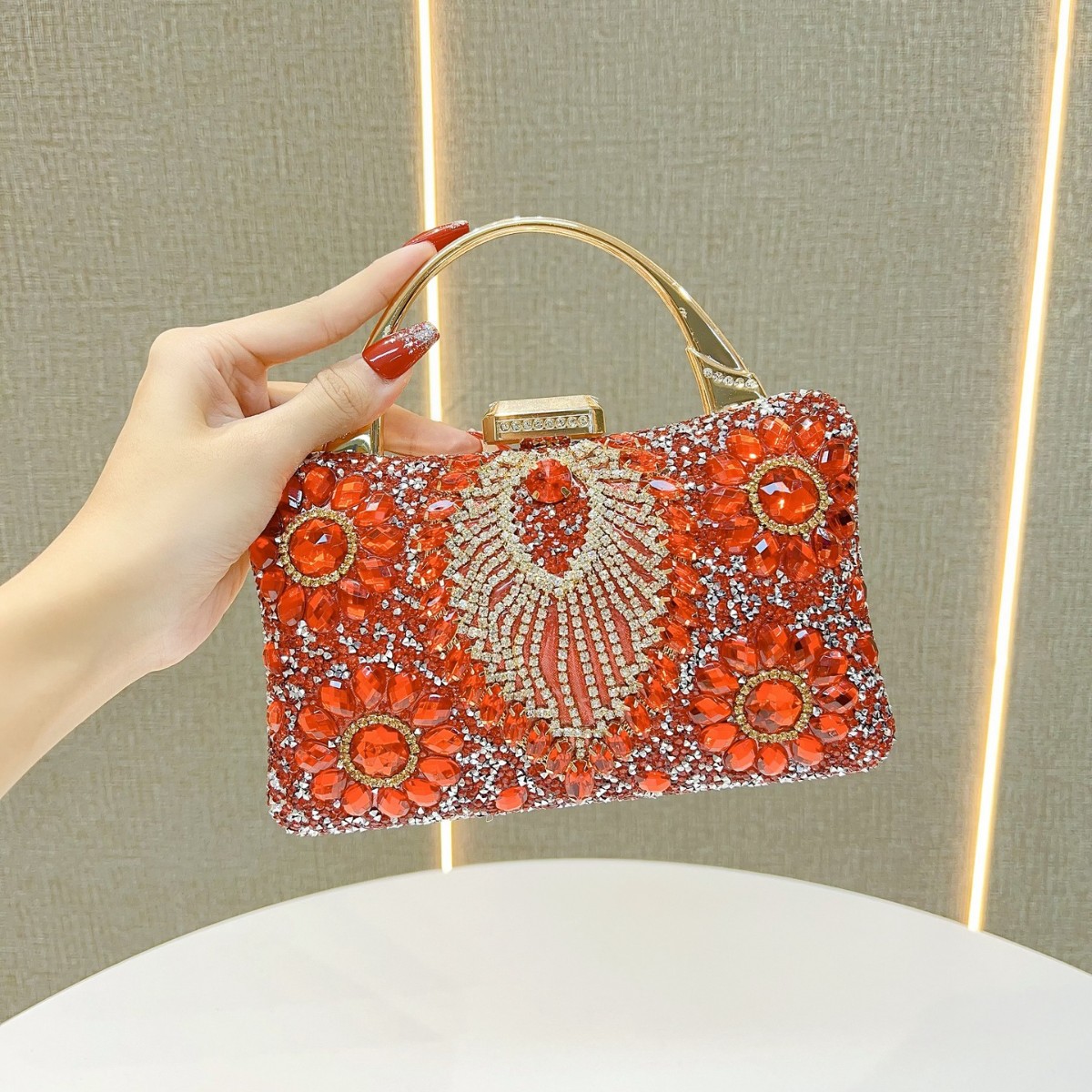 New Cross-Border Socialite Heavy Craft Evening Diamond-Studded Handbag For Women Wedding Banquet Matching Cheongsam_voghion.com