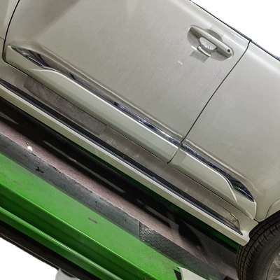 Şüşə kənarı xromları/moldingləri: interior trim stickers