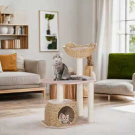 多层木猫树带天然剑麻抓柱和带悬挂玩具球的篮子猫公寓