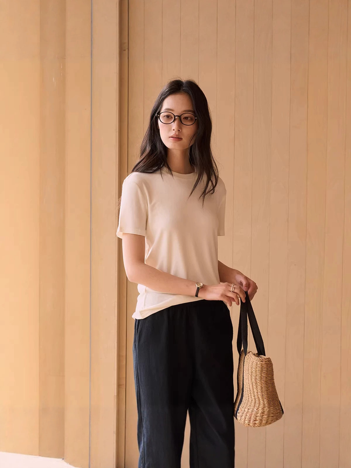 梵朵天丝莫代尔桑蚕丝短袖女夏季圆领羊毛外穿T恤修身显瘦百搭
