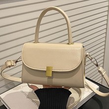 �ﶬ�͹ņμ�С����Ů��2025�����¿�r�к��sб����|��С����