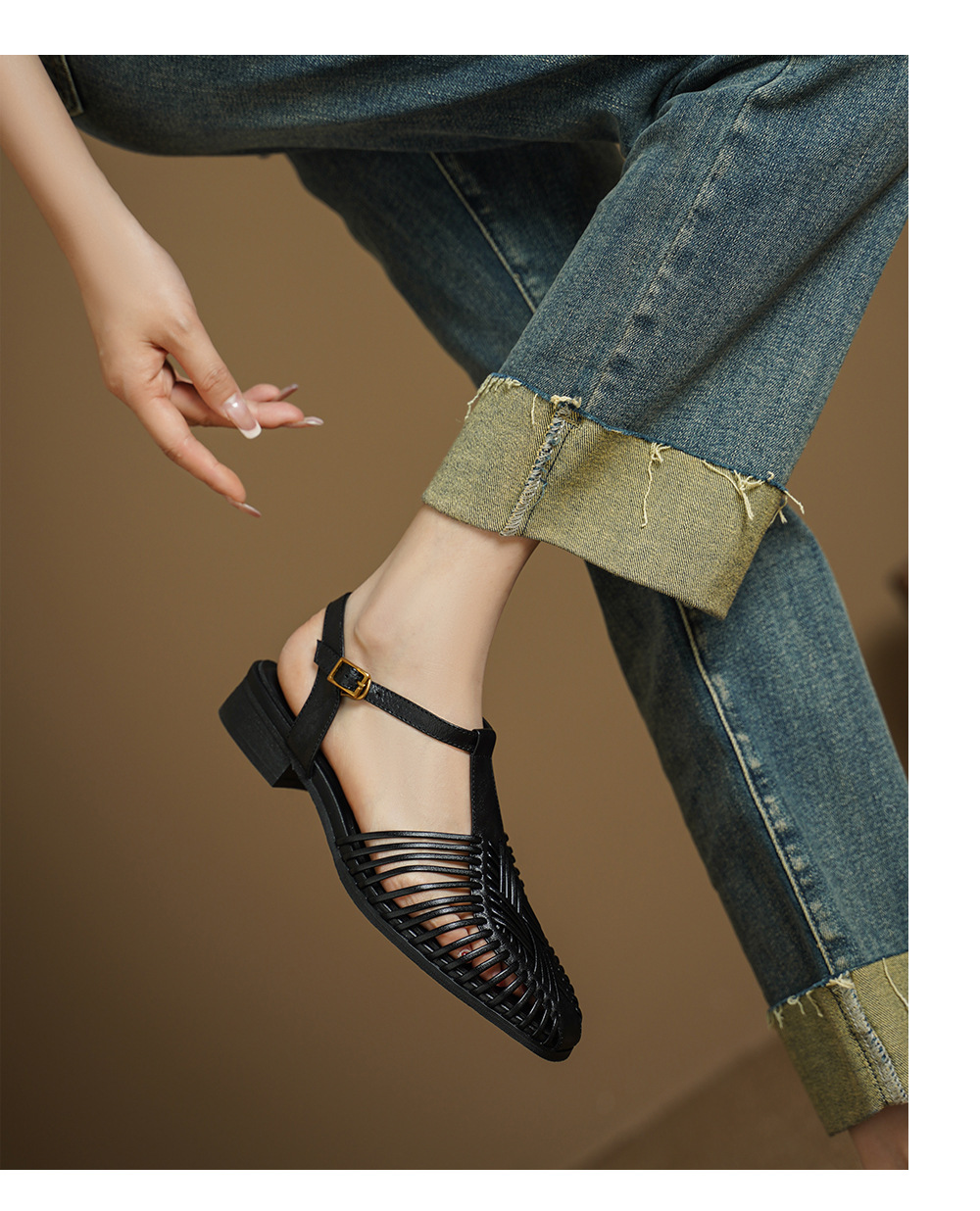 Sandal nữ quai dệt mảnh mũi vuông gót phẳng — màu nâu chi tiết 10