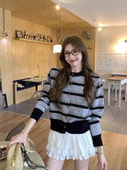 kumikumi设计感小众刺绣条纹气质长袖针织衫女装秋季减龄百搭上衣