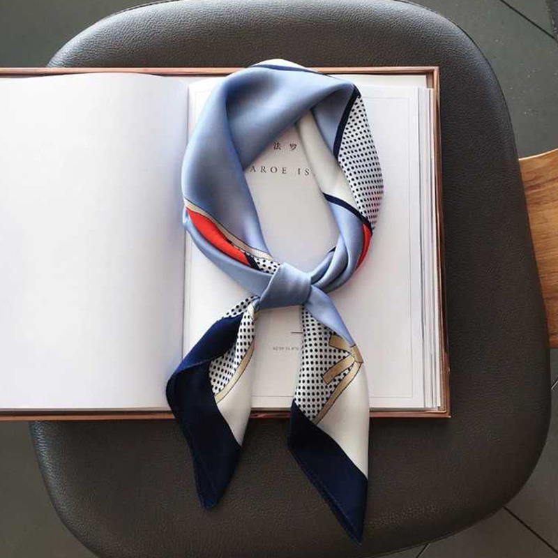 격자 무늬 폴카 도트 블루